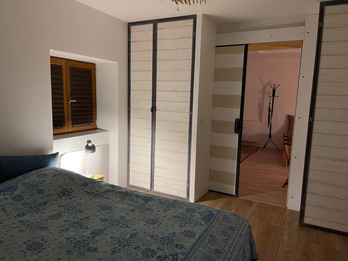 In The Heart Of Artists'S House Hotel Espiens Bagian luar foto