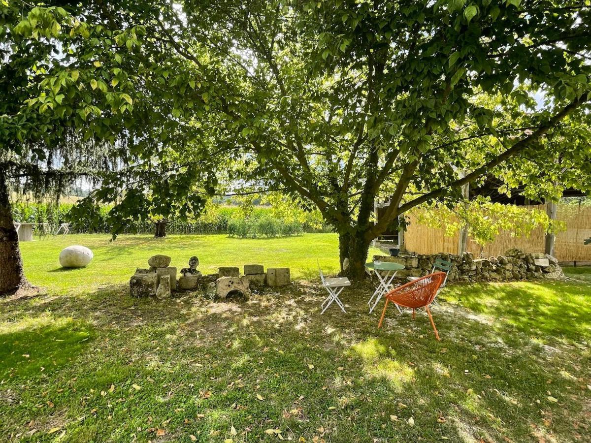 In The Heart Of Artists'S House Hotel Espiens Bagian luar foto
